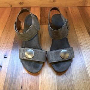 Taos wedge sandals